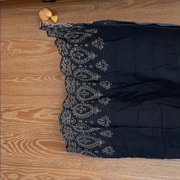 Sundress - Picture 2 of 5